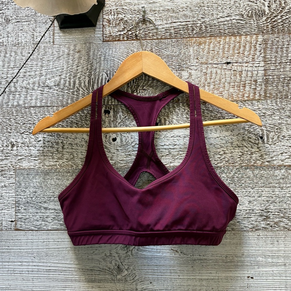 3/$30 | Tonic Active | Retrograde Racerback Sports Bra - M, Burgundy